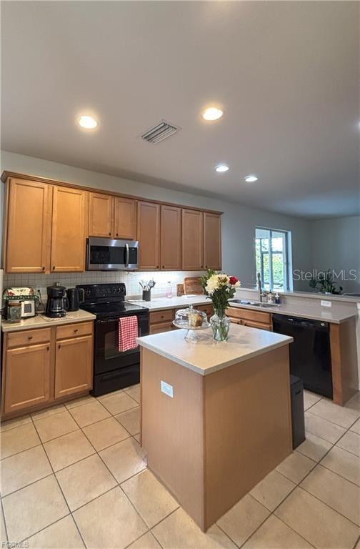 SHERWOOD/CROSSROADS L - Residential