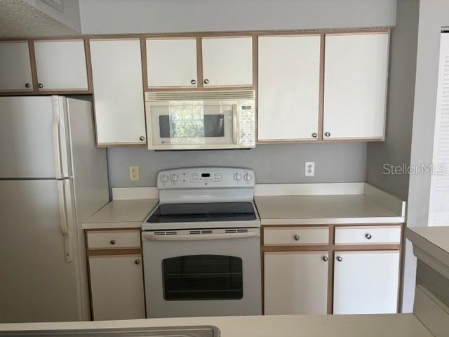 VILLAS DEL SOL AT KISSIMMEE CONDO - Residential Lease