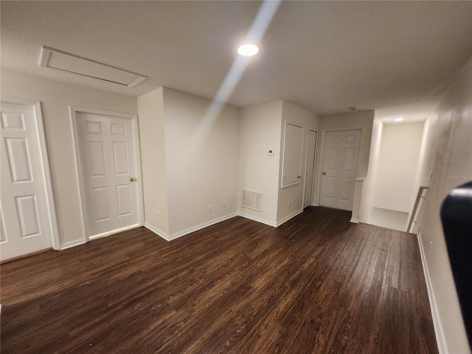 RIVER WALK - Residential Lease