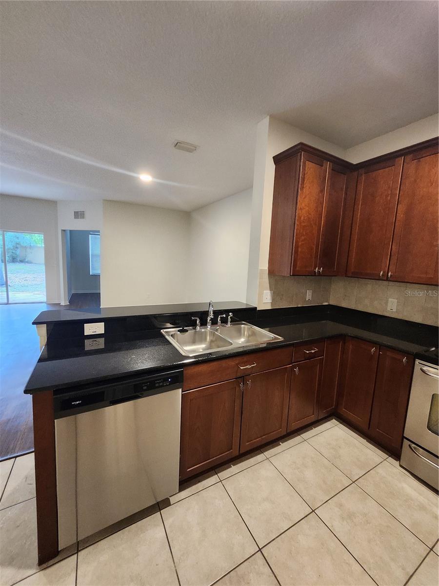 RIVER WALK - Residential Lease