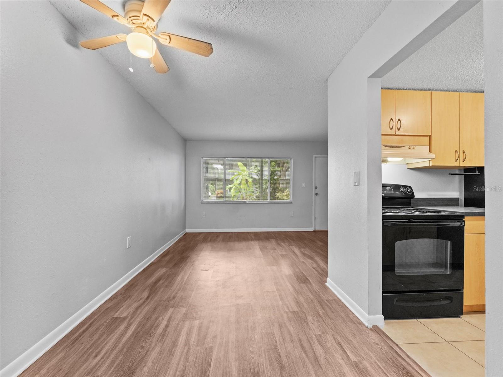 PARKLANE CONDO - Residential Income