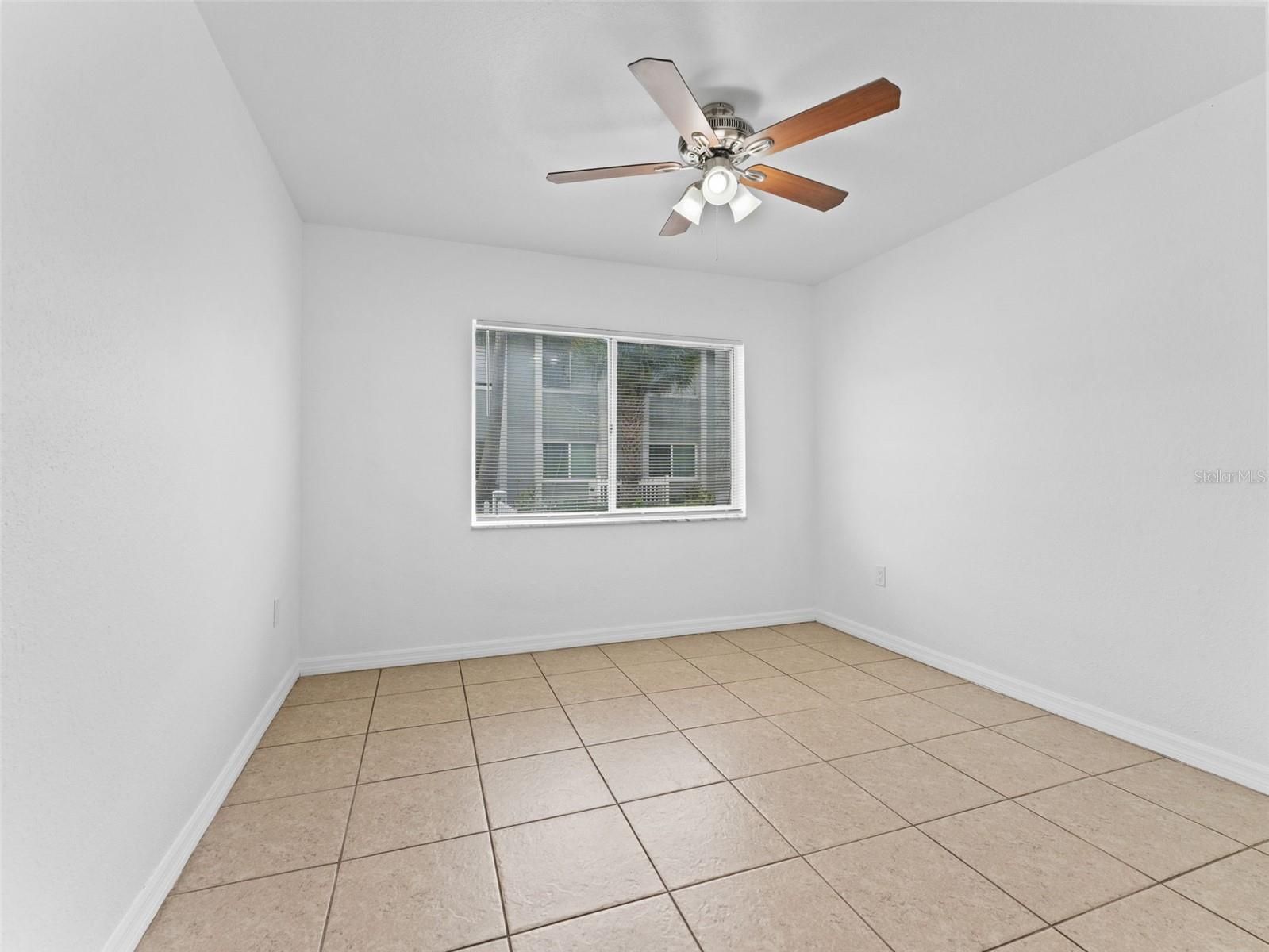 PARKLANE CONDO - Residential Income