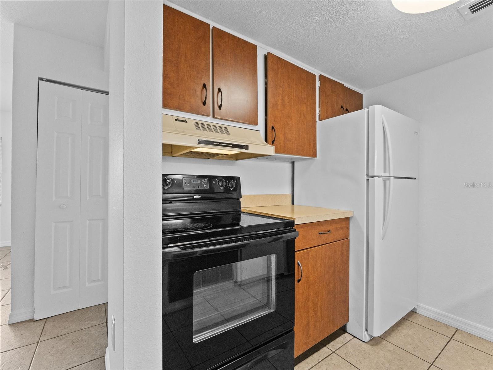 PARKLANE CONDO - Residential Income