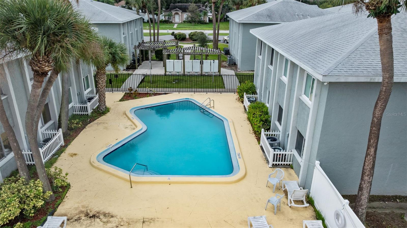 PARKLANE CONDO - Residential Income