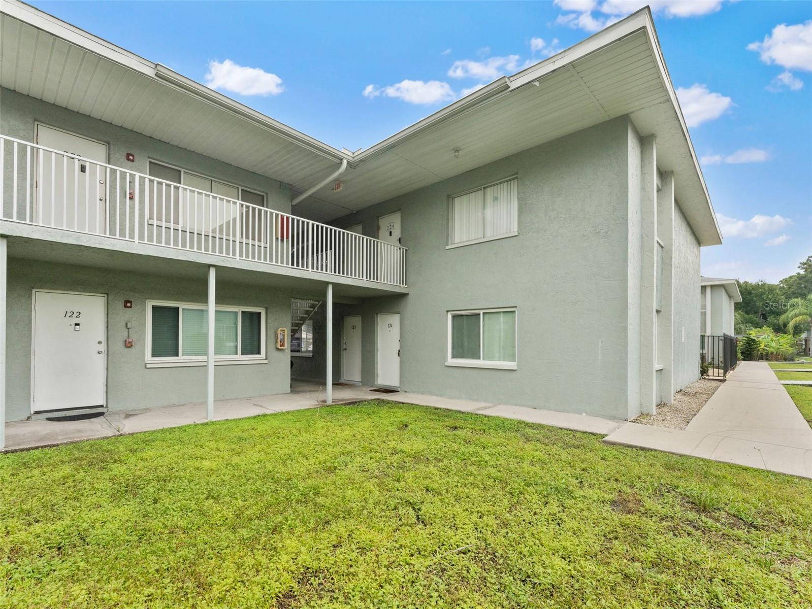 PARKLANE CONDO - Residential Income