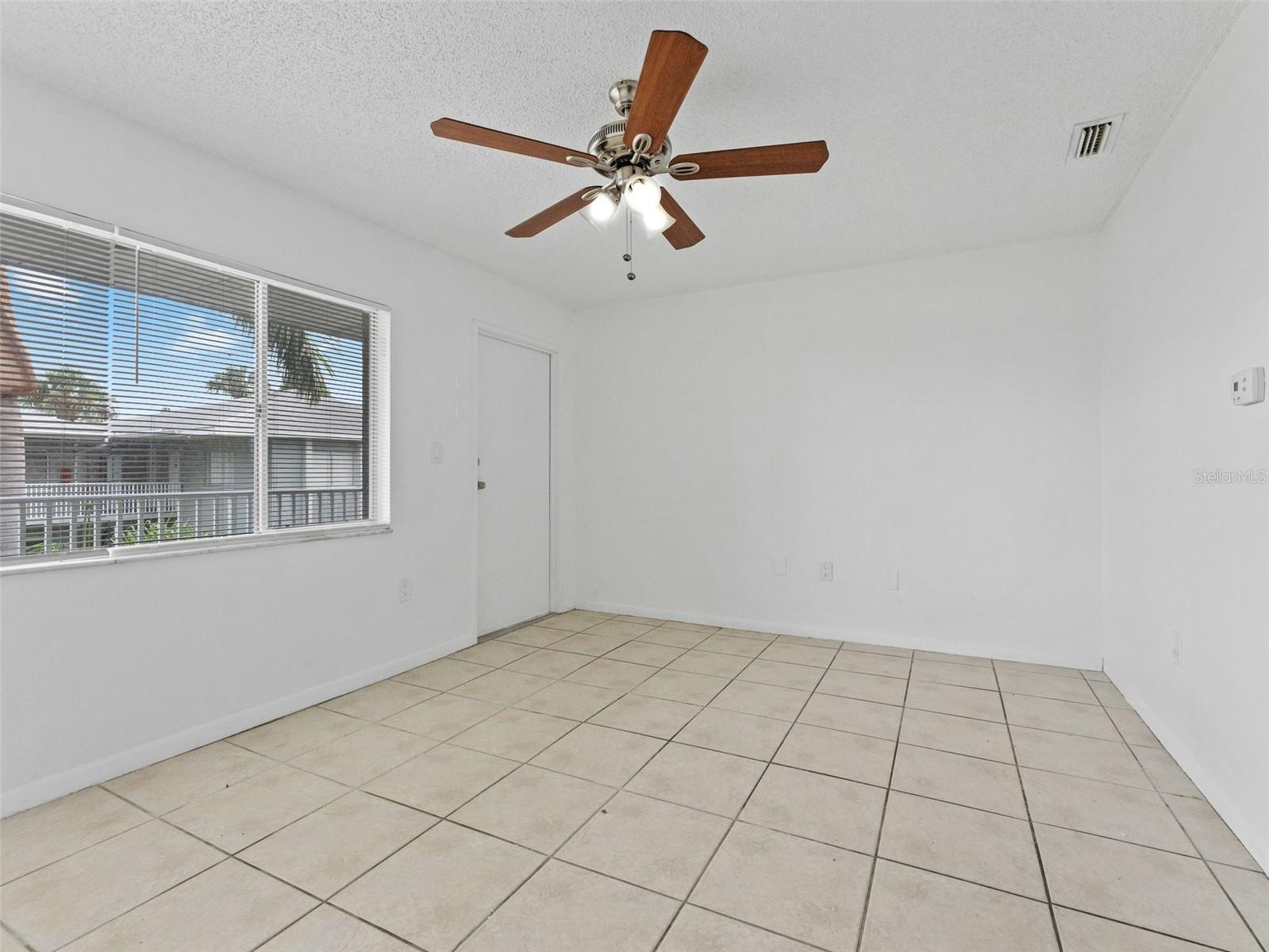 PARKLANE CONDO - Residential Income