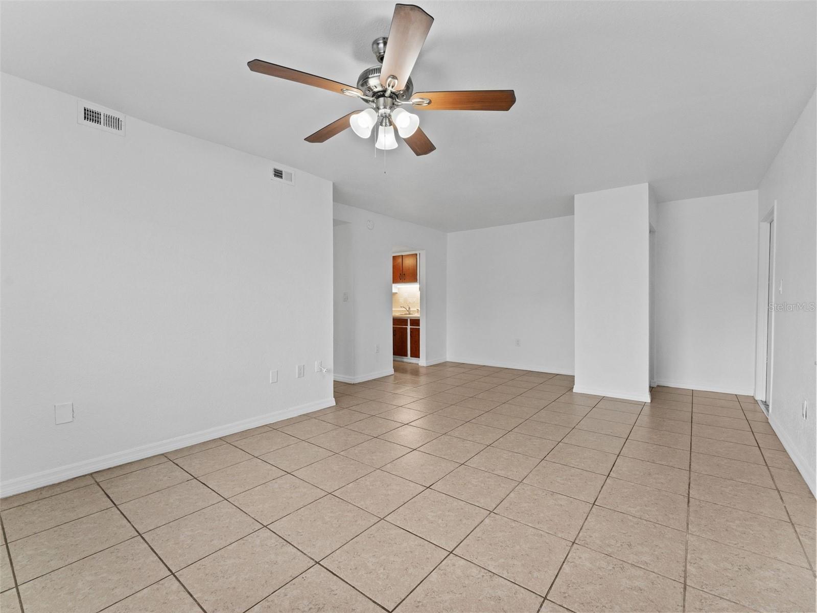 PARKLANE CONDO - Residential Income