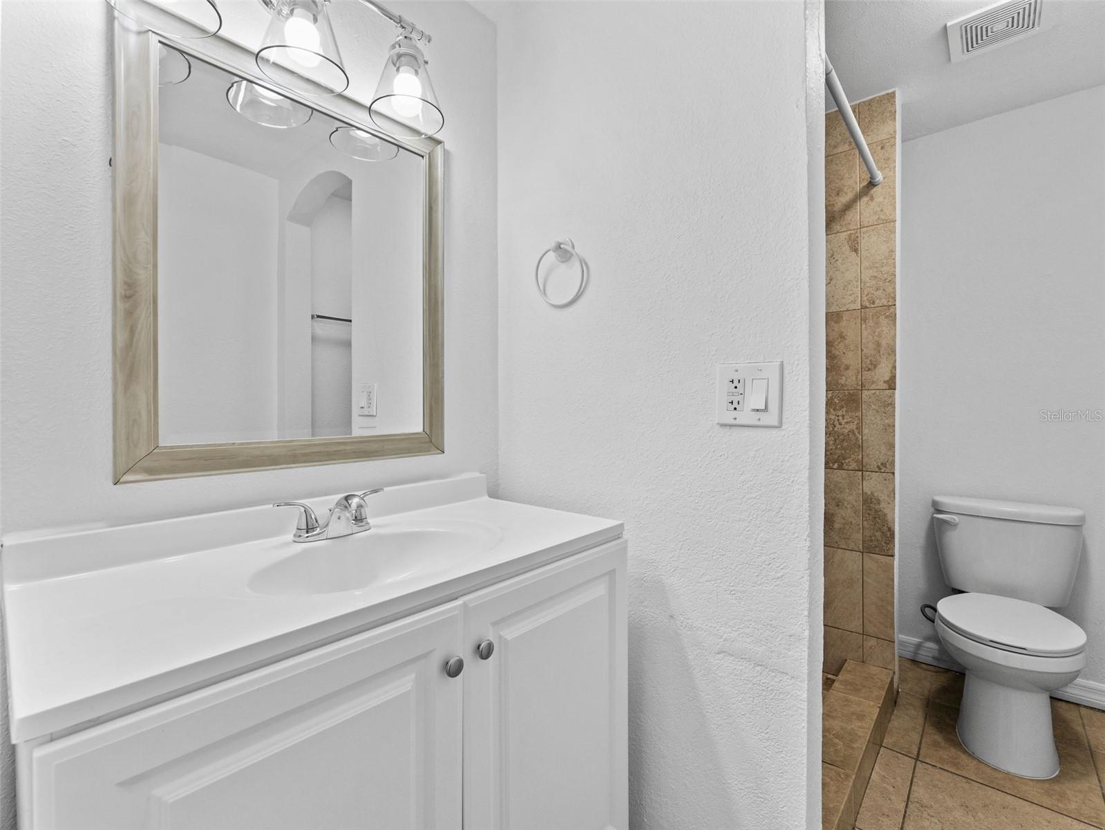 PARKLANE CONDO - Residential Income