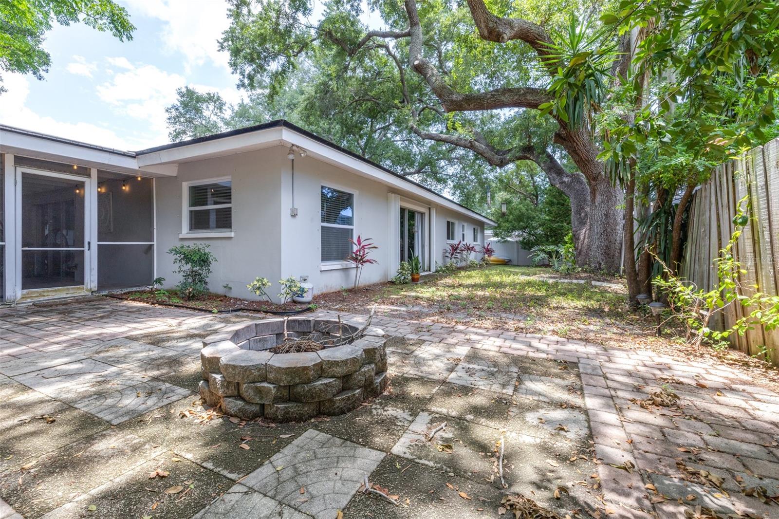 HIGHLAND ESTATES OF CLEARWATER - Residential