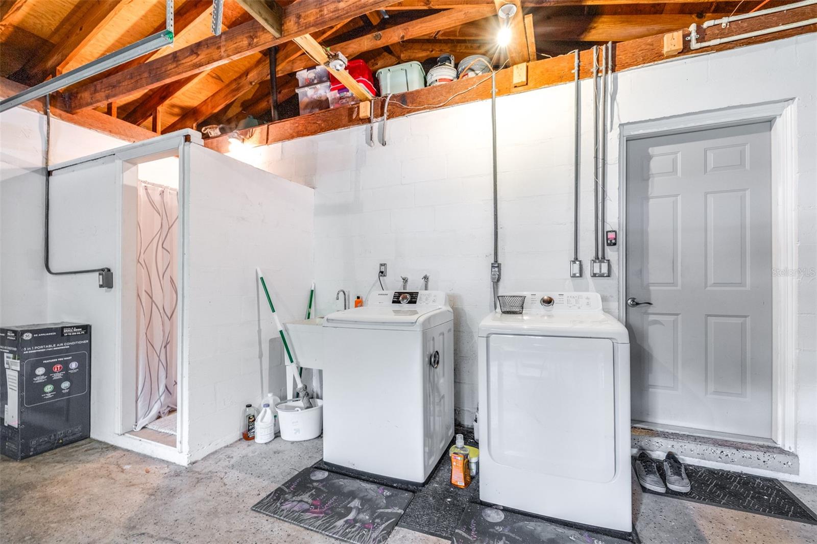 HIGHLAND ESTATES OF CLEARWATER - Residential