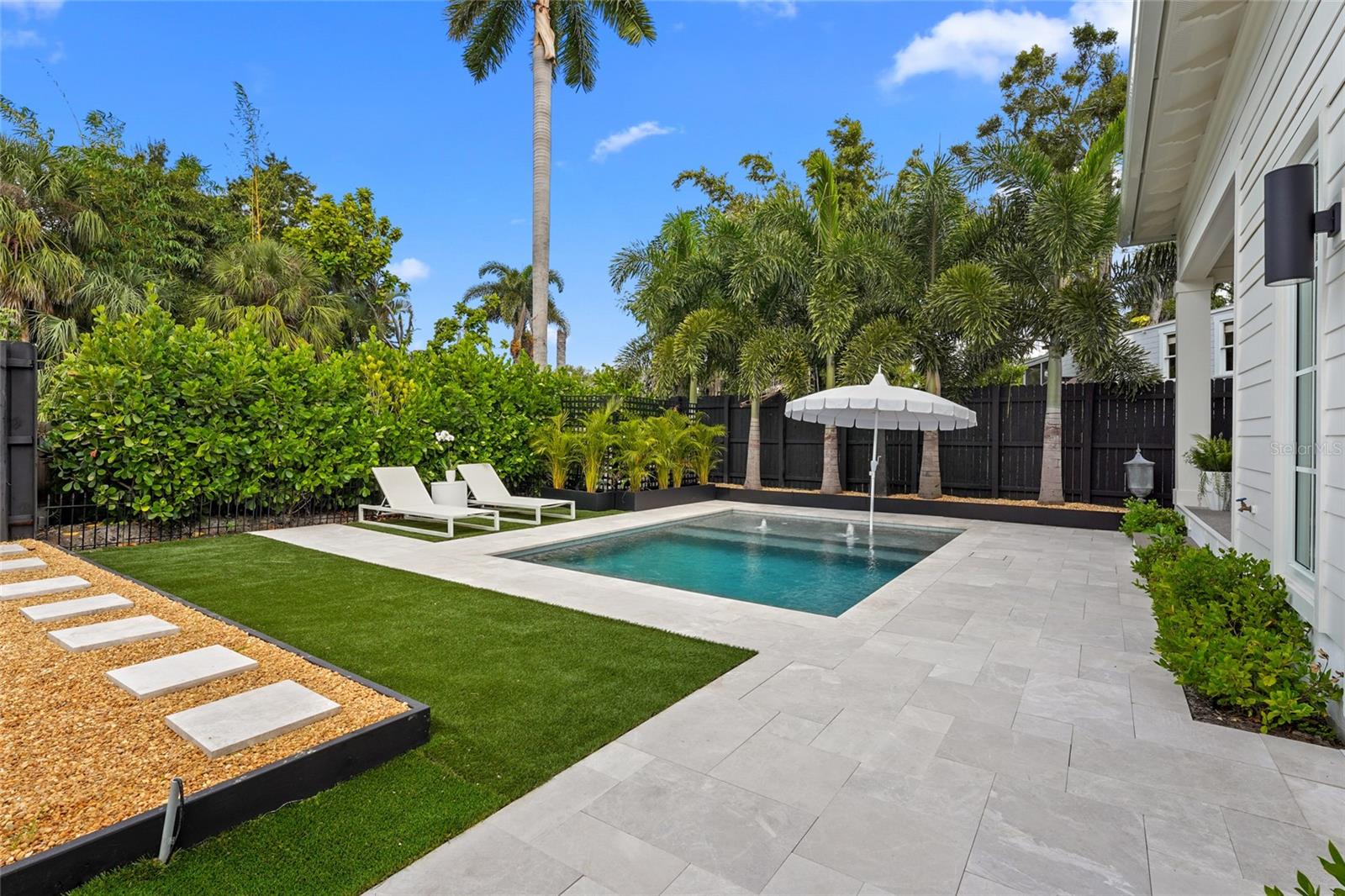 CENTRAL PARK - Residential