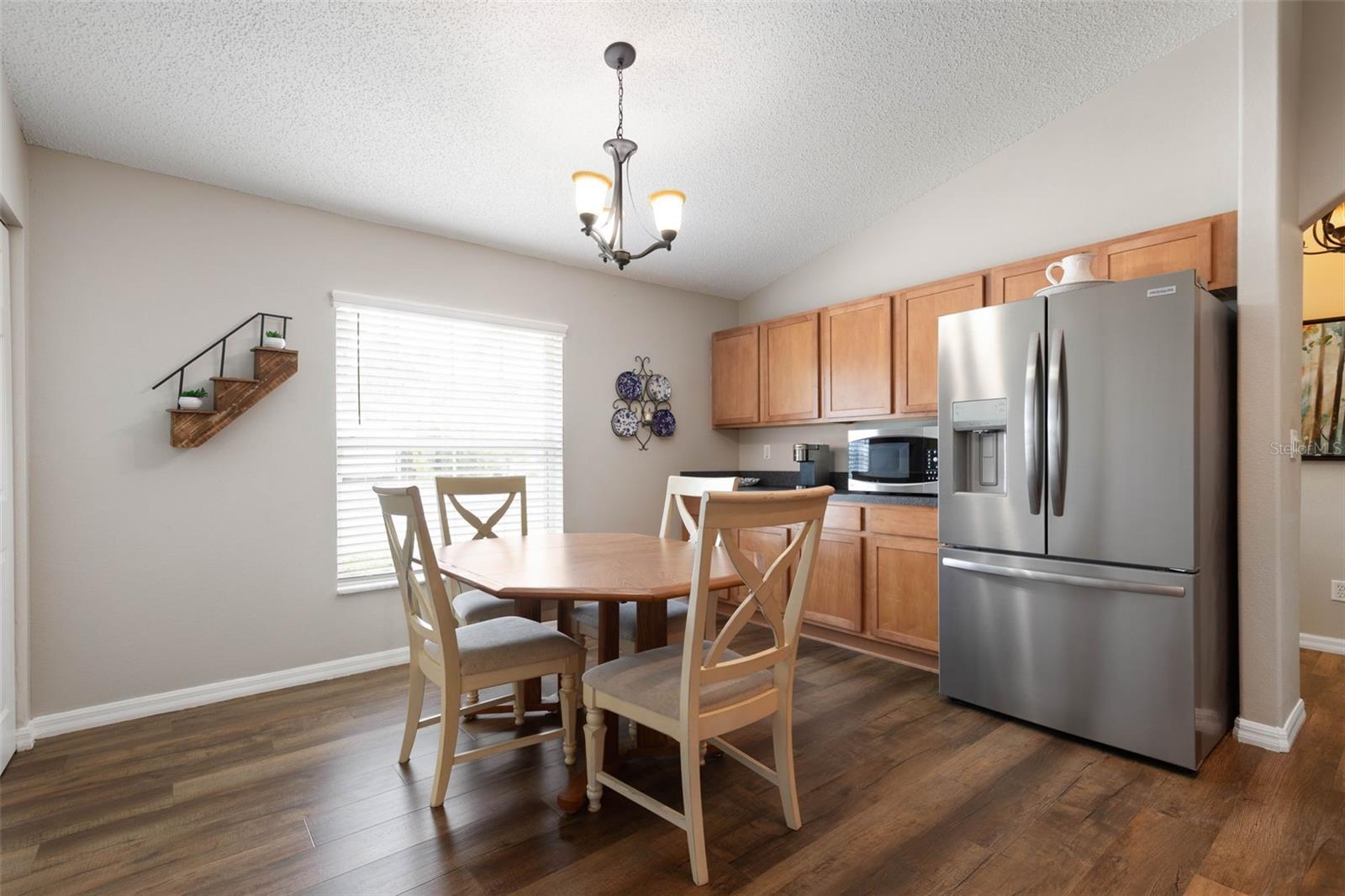 PINE GROVE - Residential