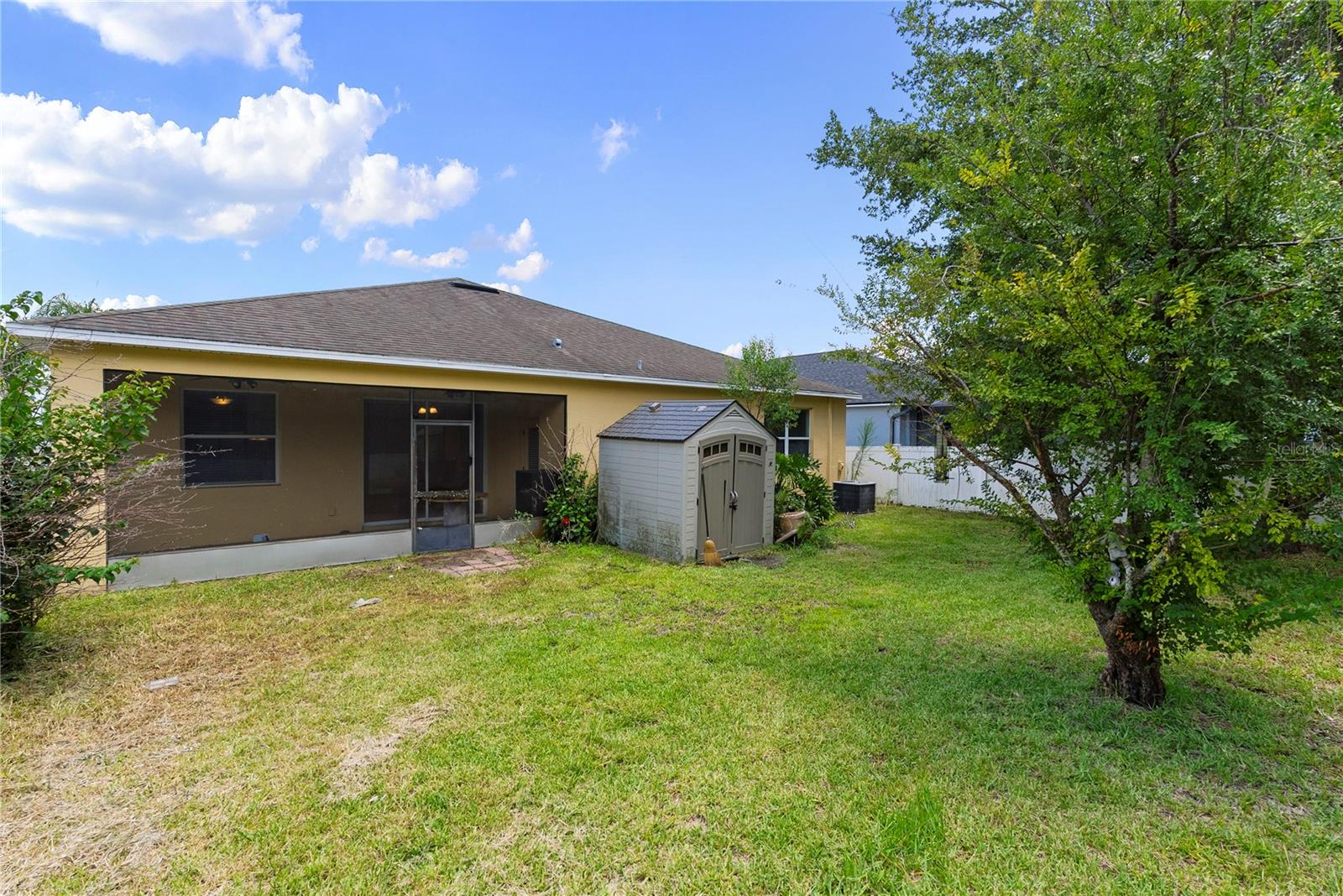 WYNDHAM LAKES ESTATES - Residential