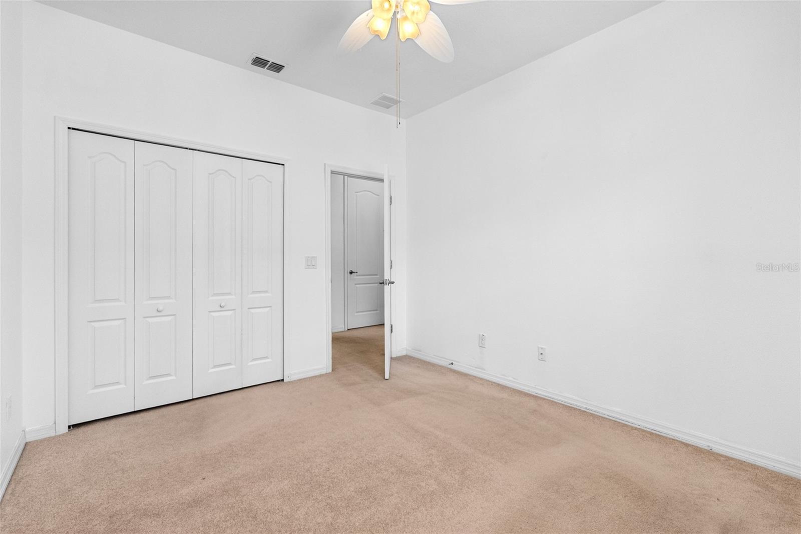 WYNDHAM LAKES ESTATES - Residential