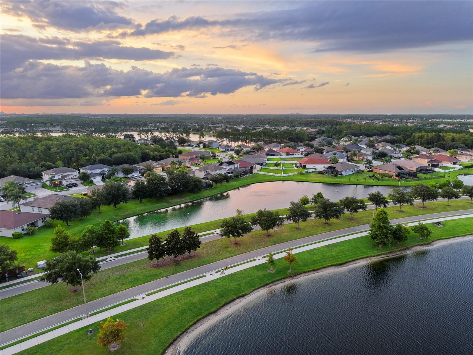 WYNDHAM LAKES ESTATES - Residential