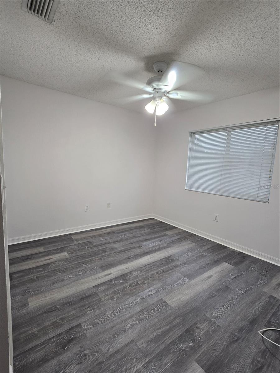 SUMMERFIELD VILLAGE II TR 3 - Residential Lease