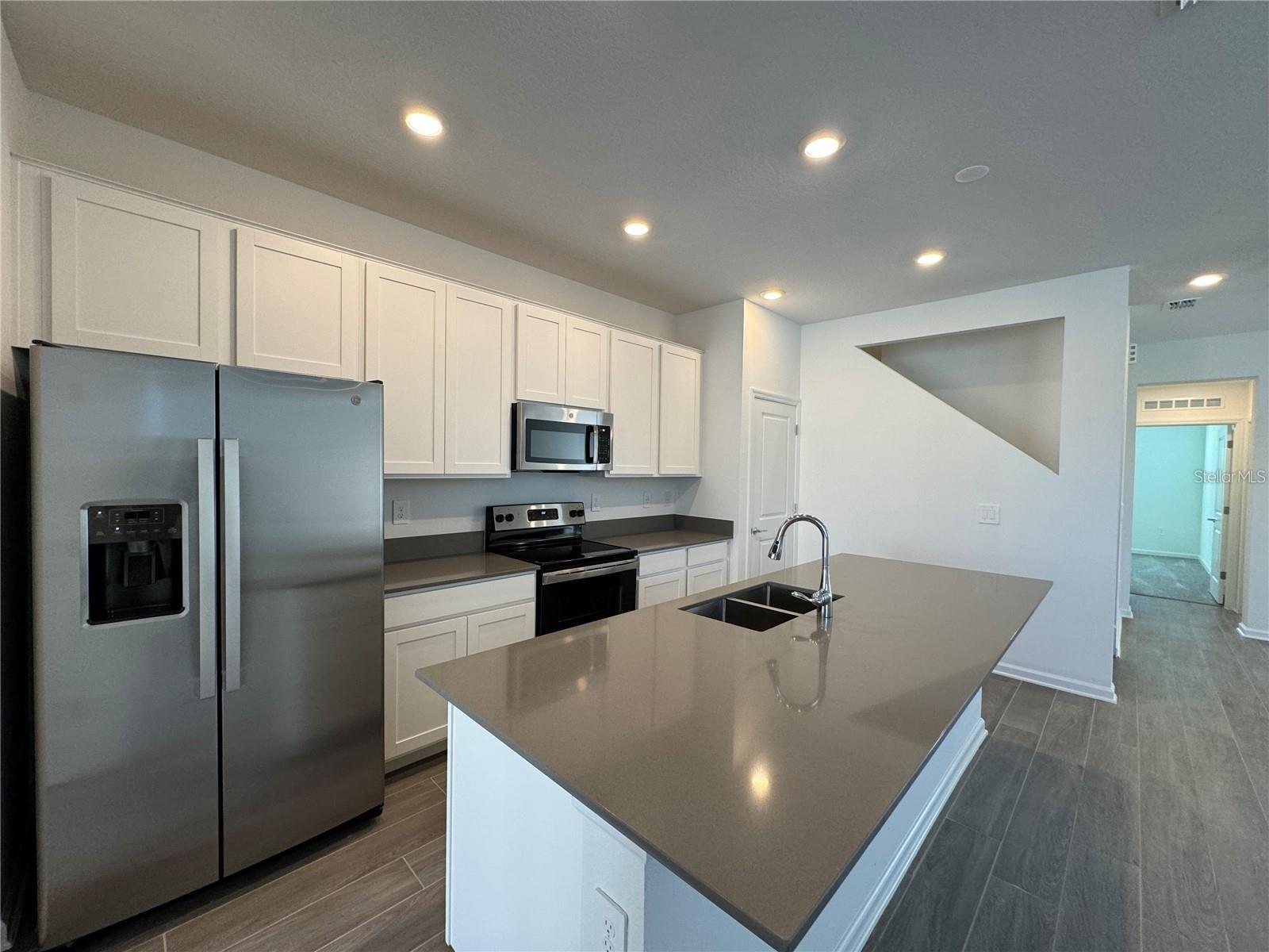 STOREY GROVE PH 4 - Residential Lease