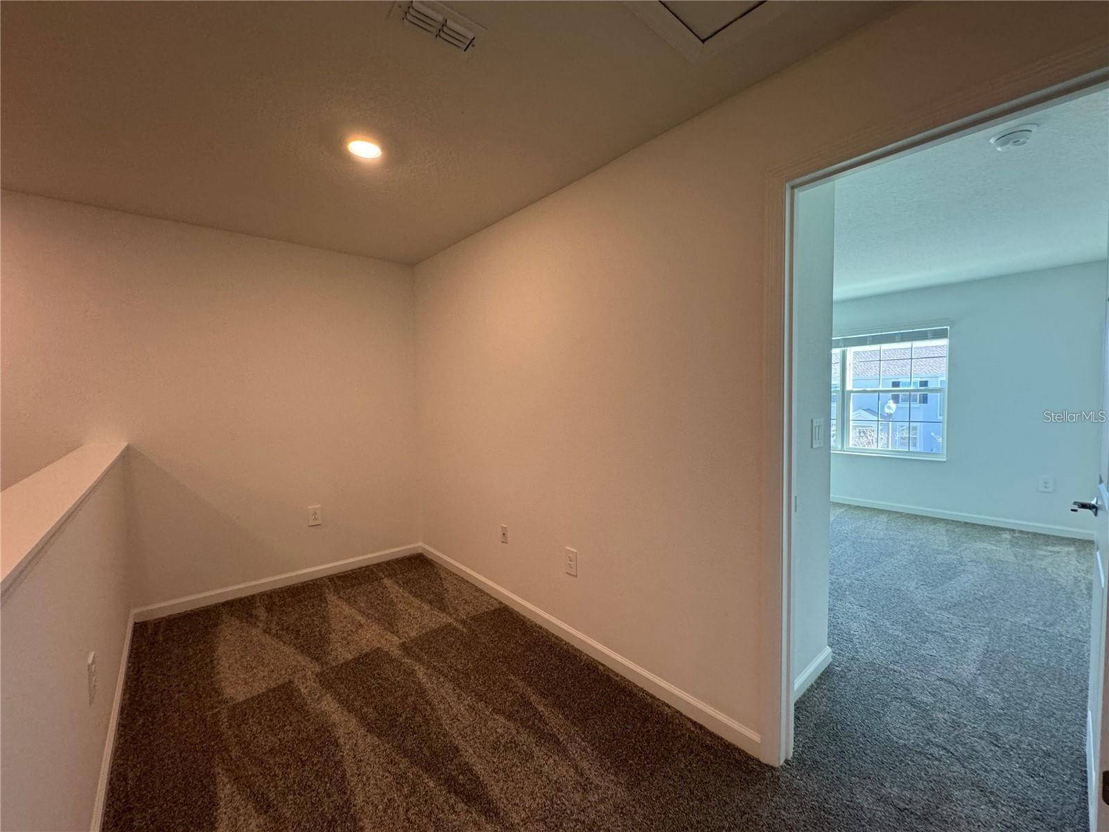 STOREY GROVE PH 4 - Residential Lease