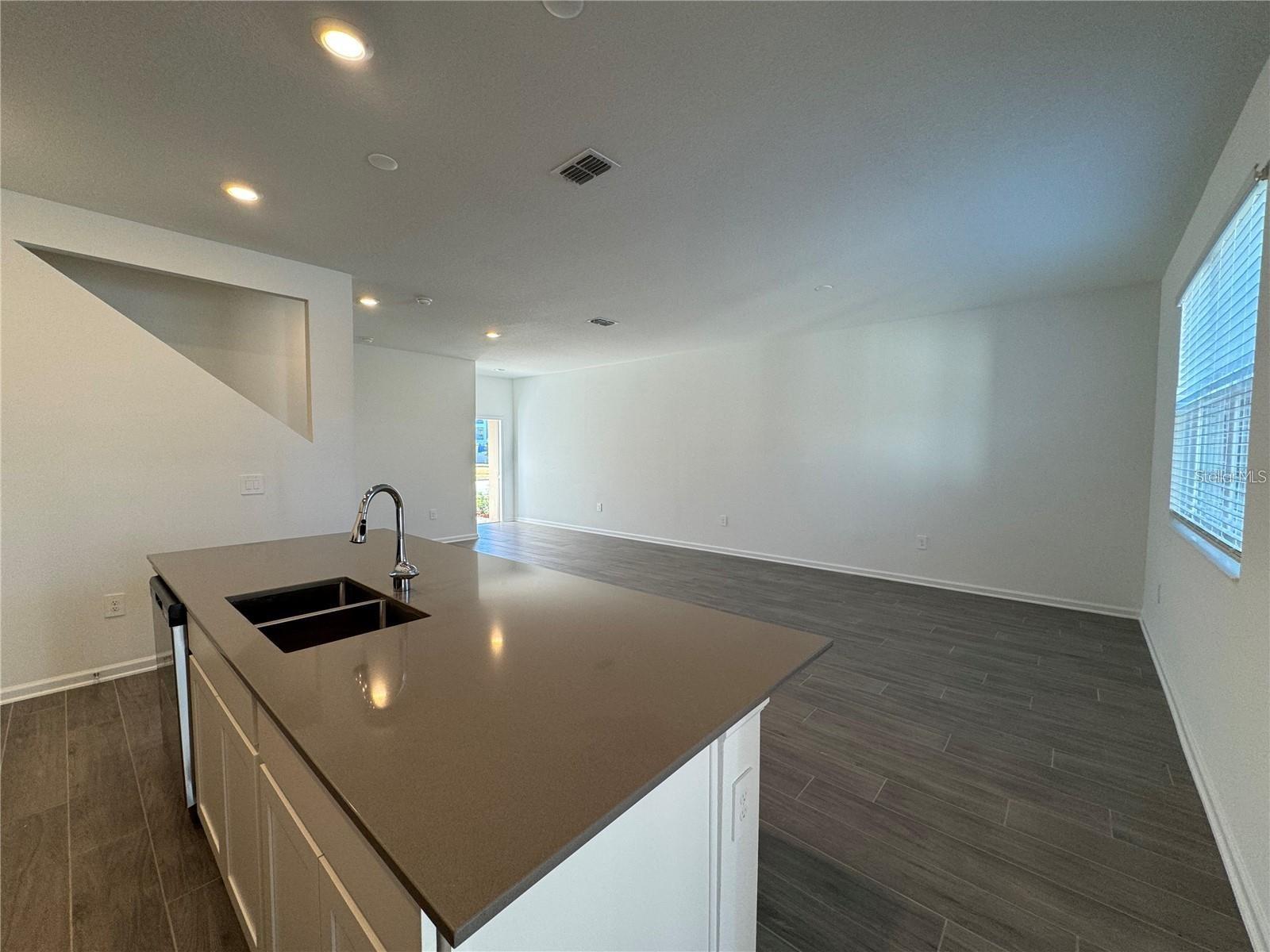 STOREY GROVE PH 4 - Residential Lease