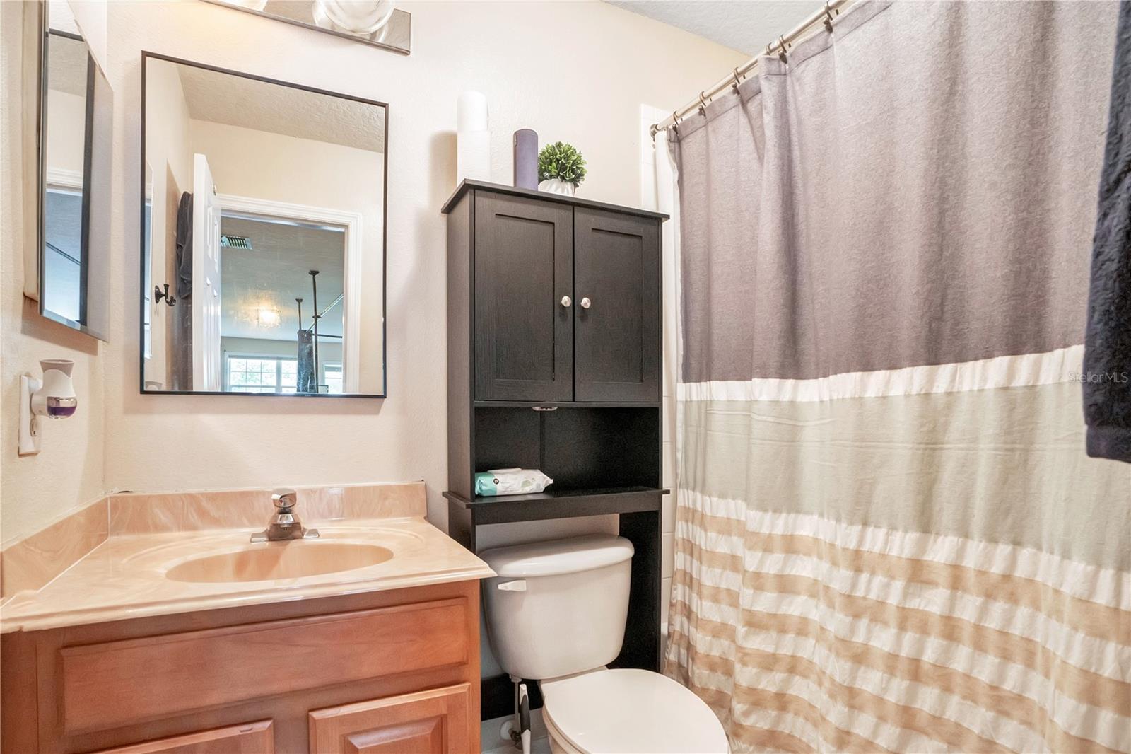 KEENES POINTE - Residential