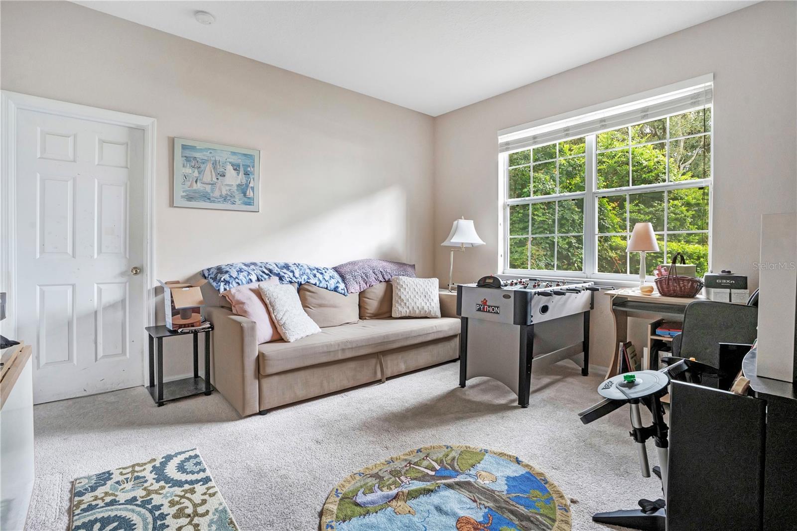 KEENES POINTE - Residential