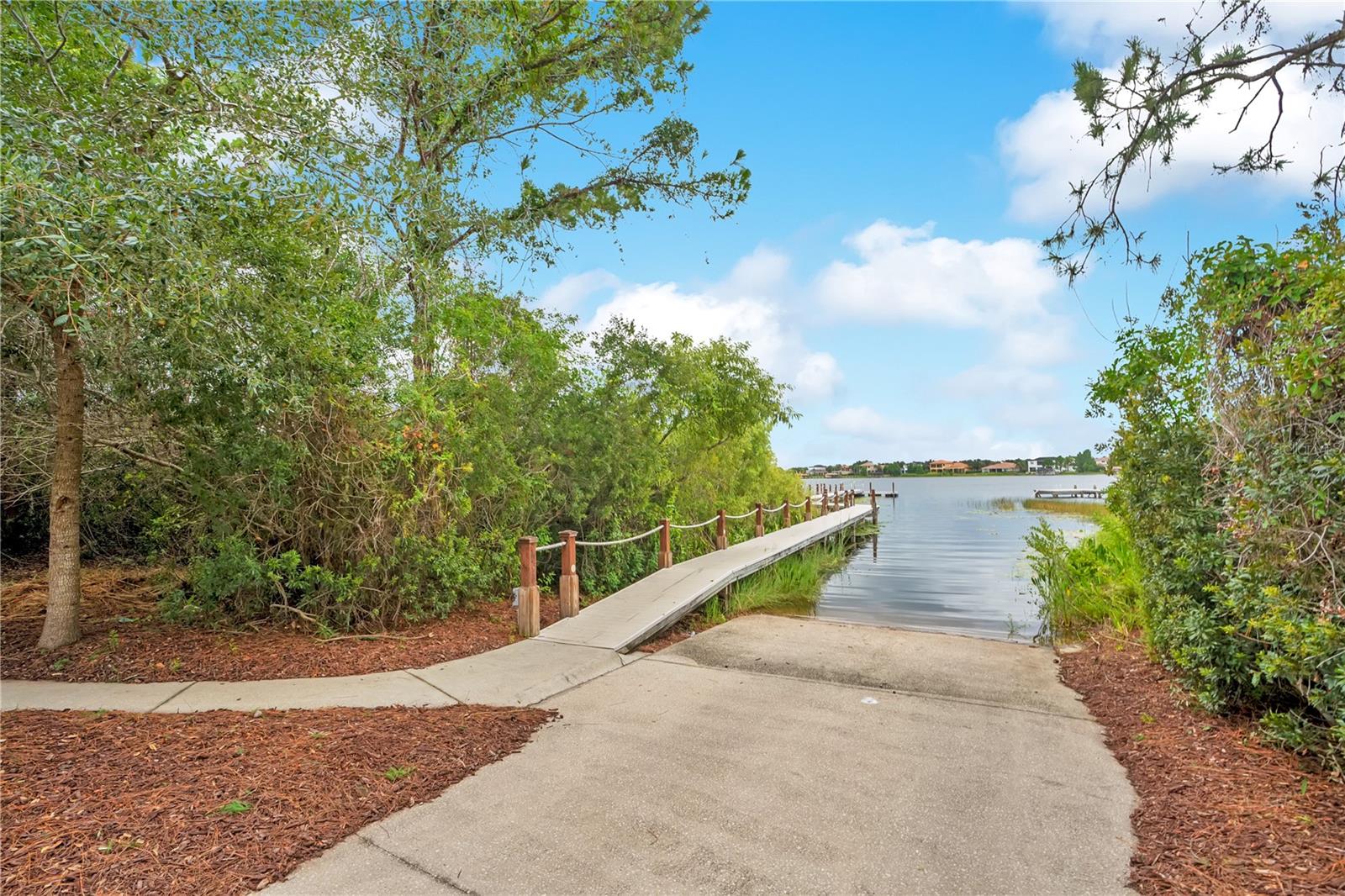 KEENES POINTE - Residential