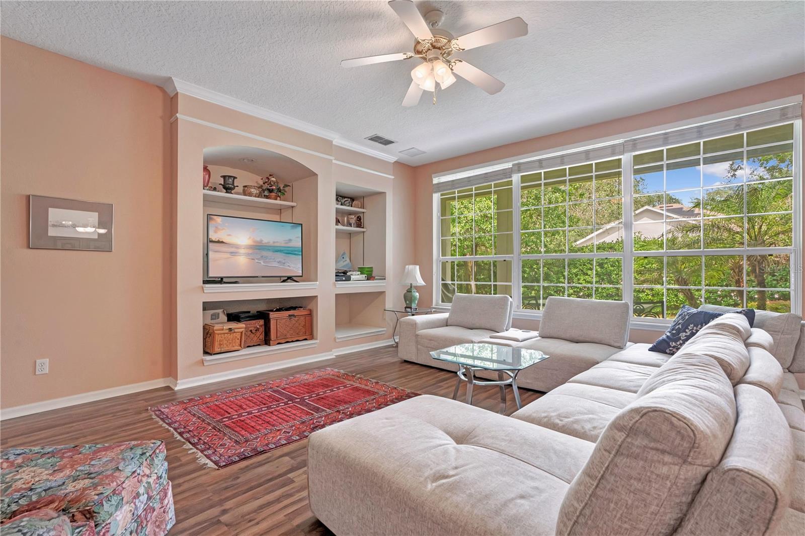 KEENES POINTE - Residential