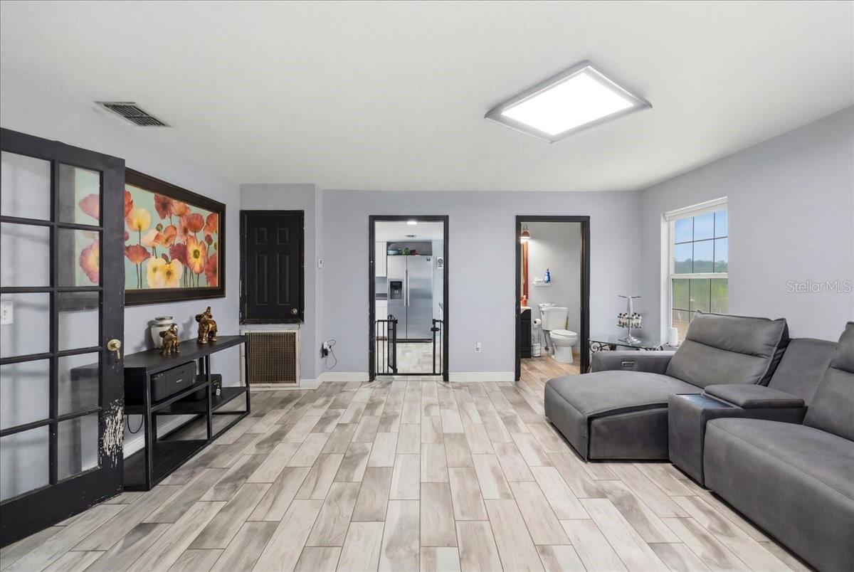 GATE WAY ACRES - Residential