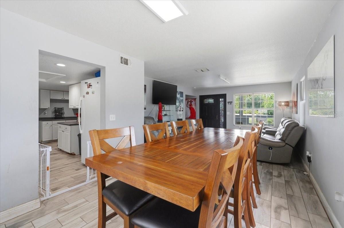 GATE WAY ACRES - Residential