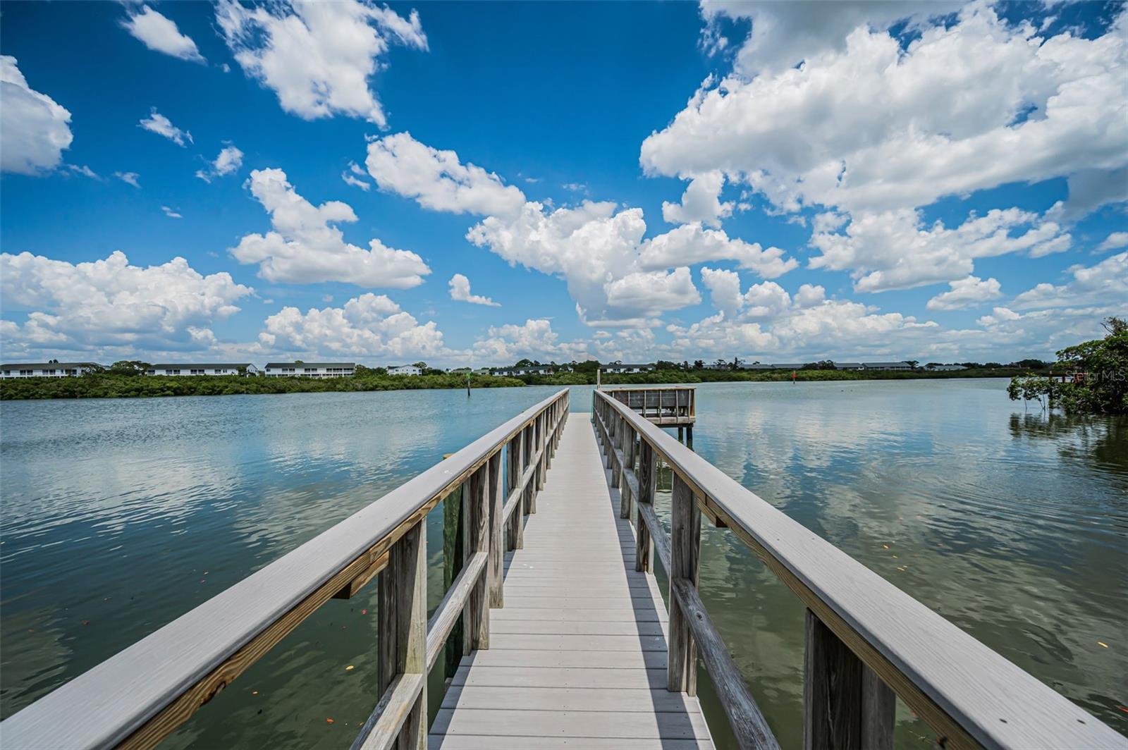 MARINERS POINTE OF INDIAN SHORES CONDO - Residential