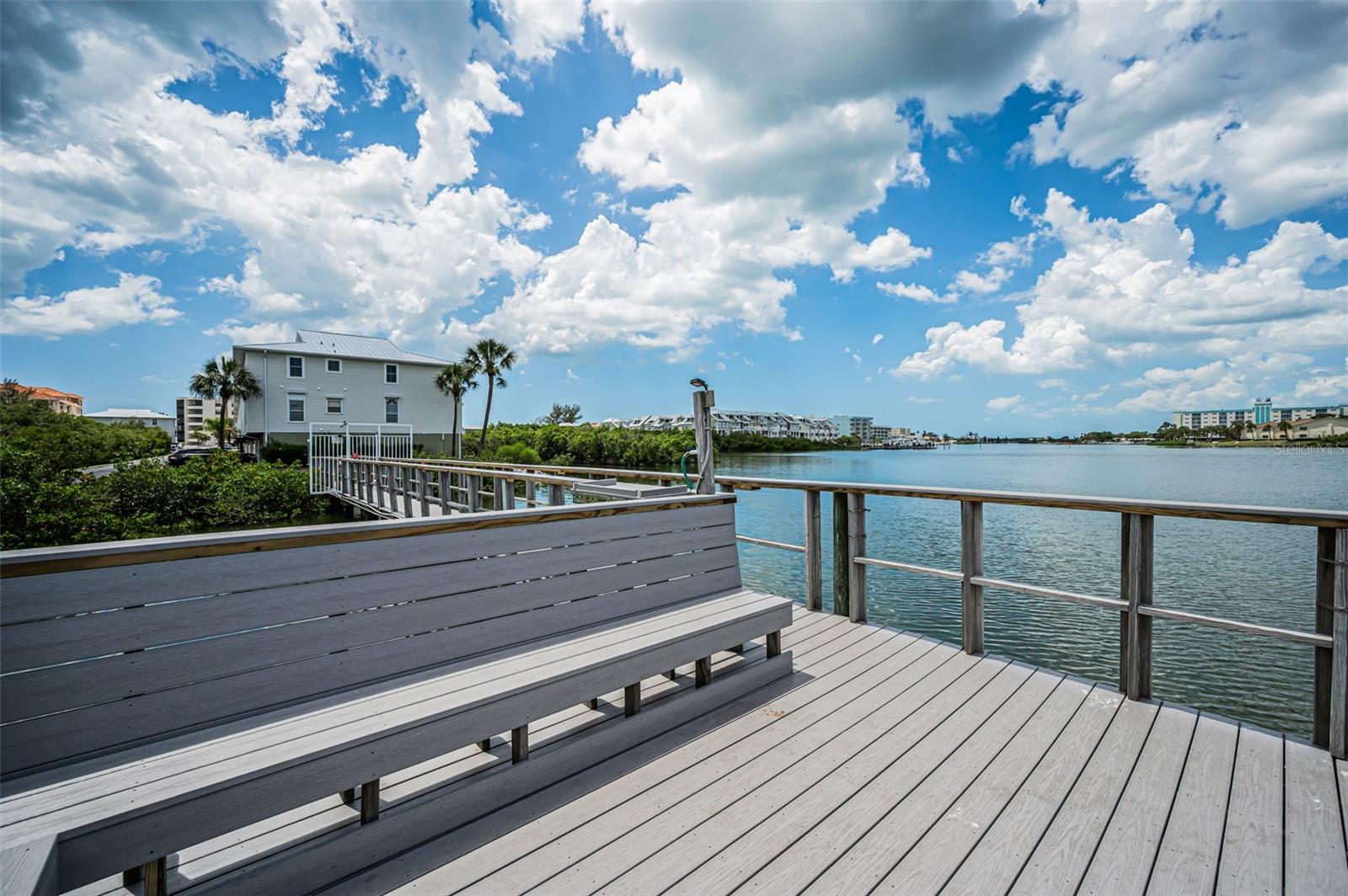 MARINERS POINTE OF INDIAN SHORES CONDO - Residential