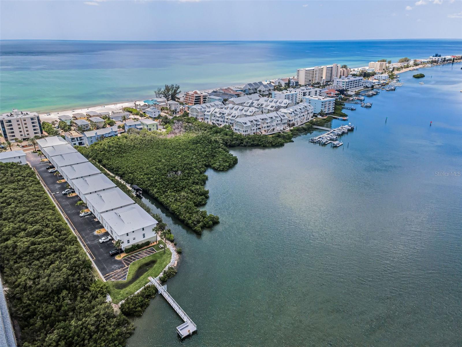 MARINERS POINTE OF INDIAN SHORES CONDO - Residential