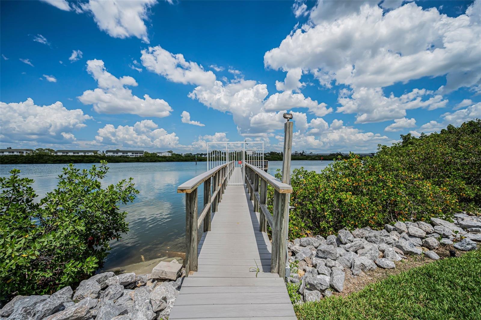 MARINERS POINTE OF INDIAN SHORES CONDO - Residential