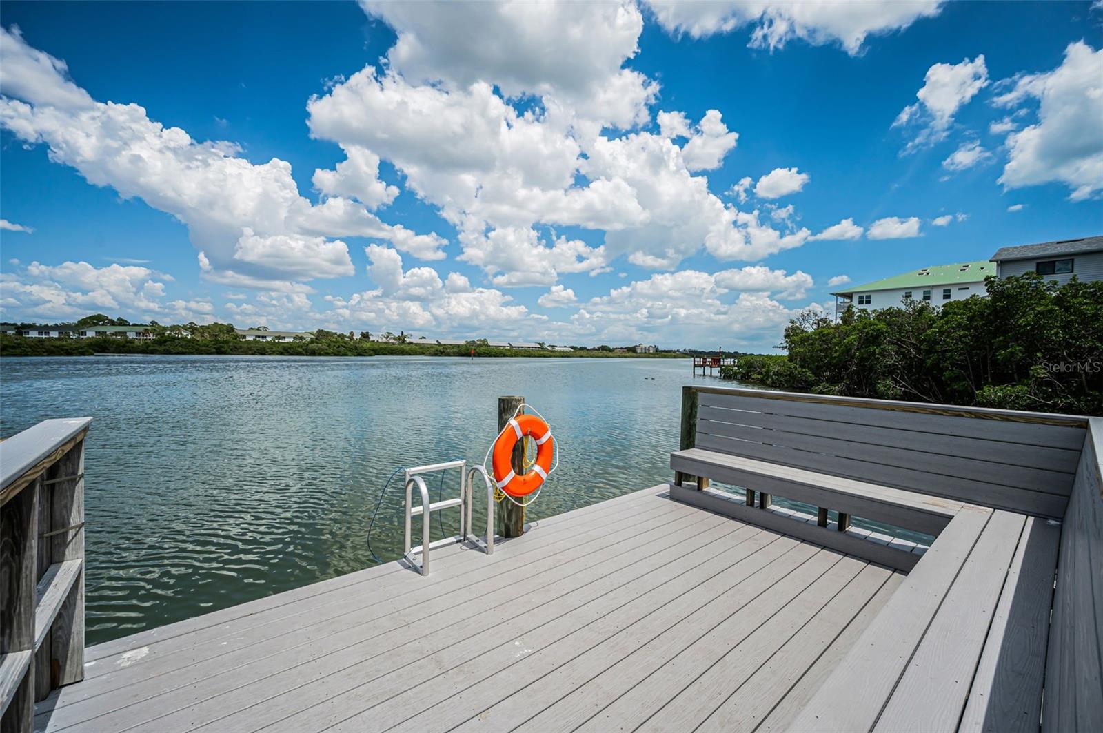 MARINERS POINTE OF INDIAN SHORES CONDO - Residential
