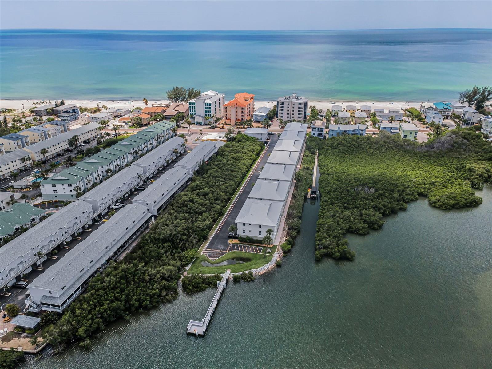 MARINERS POINTE OF INDIAN SHORES CONDO - Residential