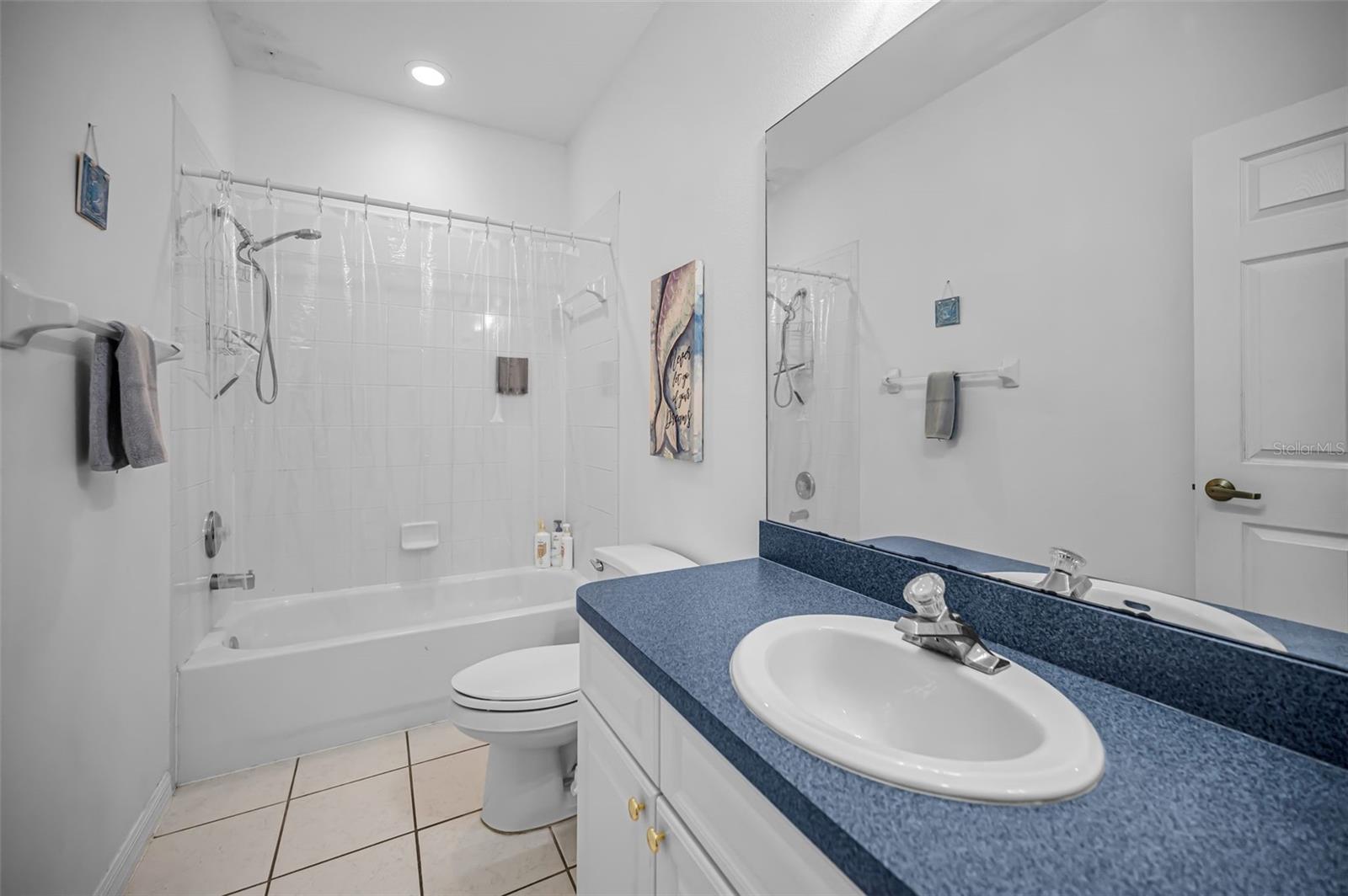 MARINERS POINTE OF INDIAN SHORES CONDO - Residential