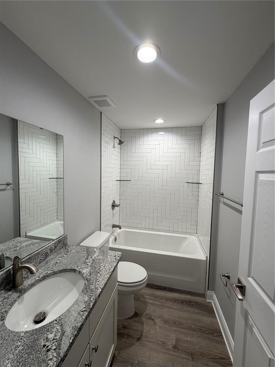 WALK IN WATER LAKE ESTATES - Residential