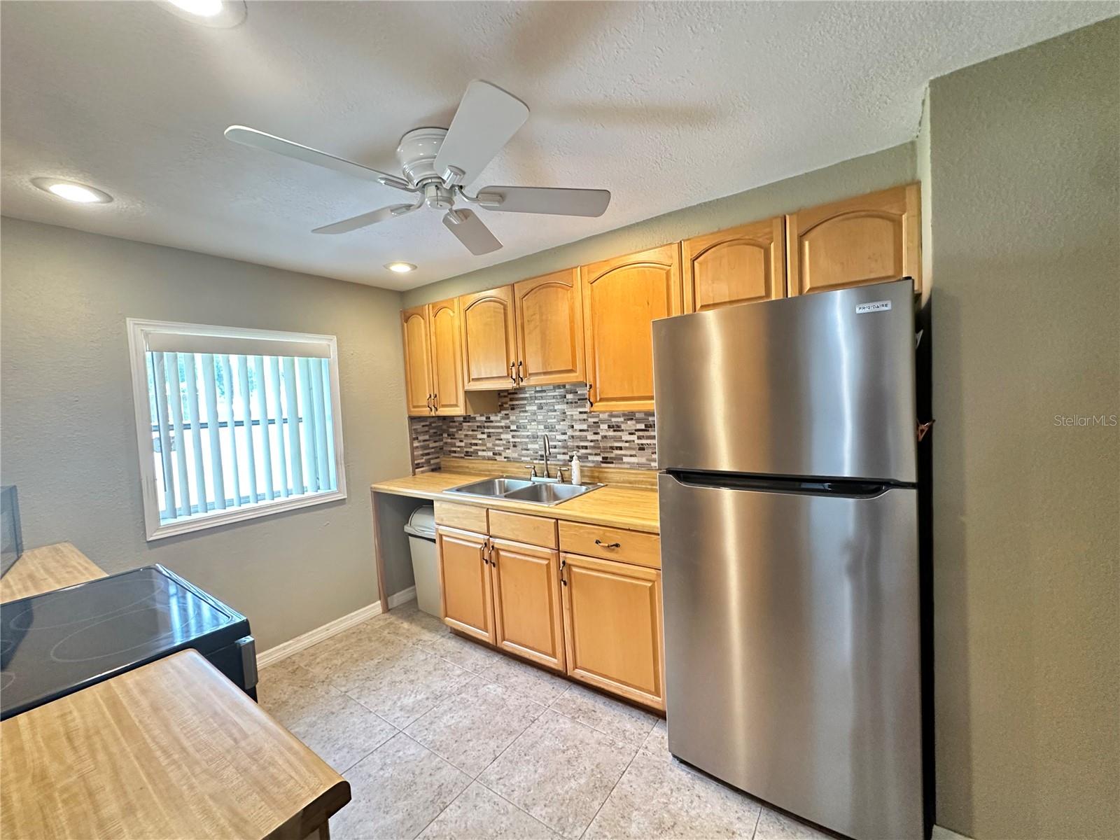 PINECREST - Residential