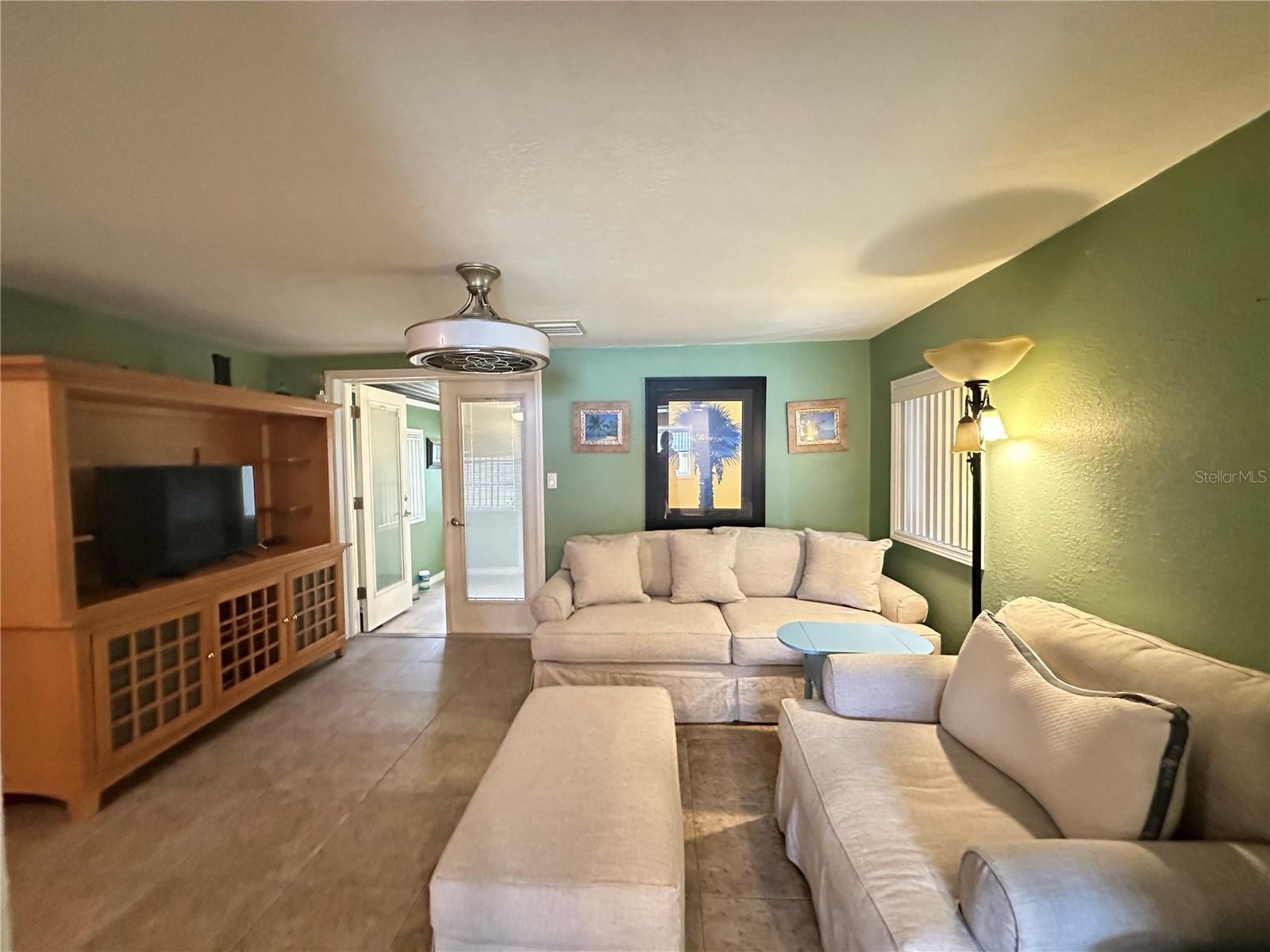 PINECREST - Residential