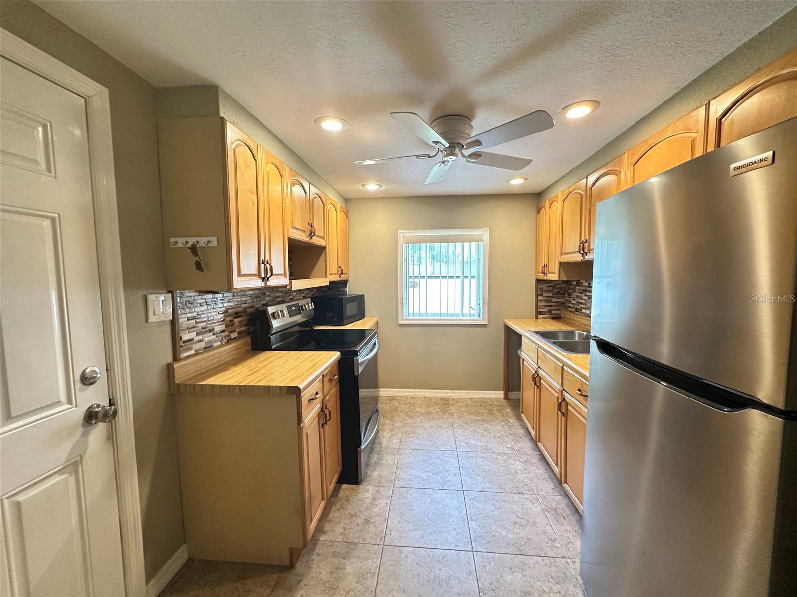 PINECREST - Residential