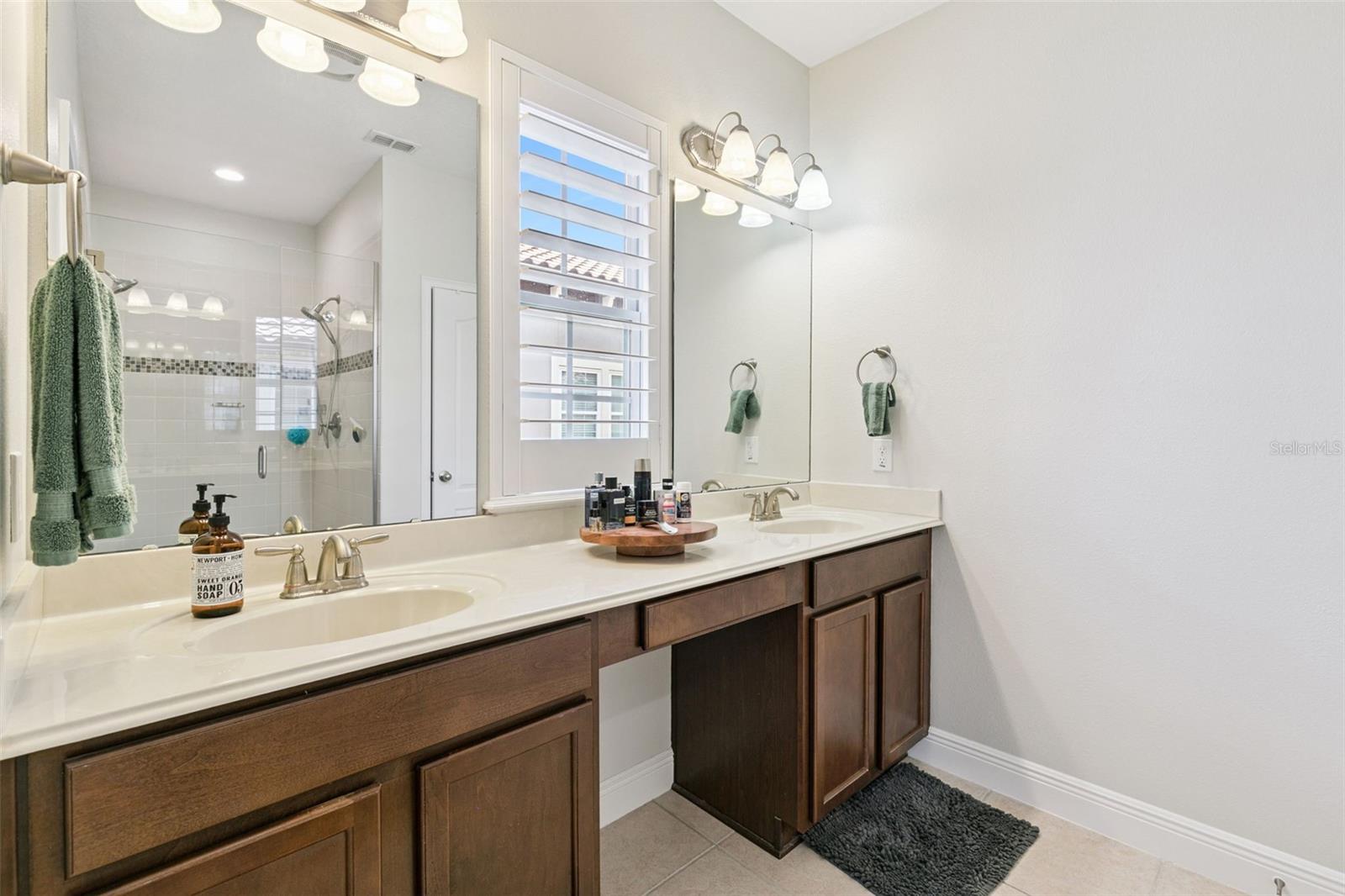 FOUNTAIN PARKE AT LAKE MARY PH 2 - Residential