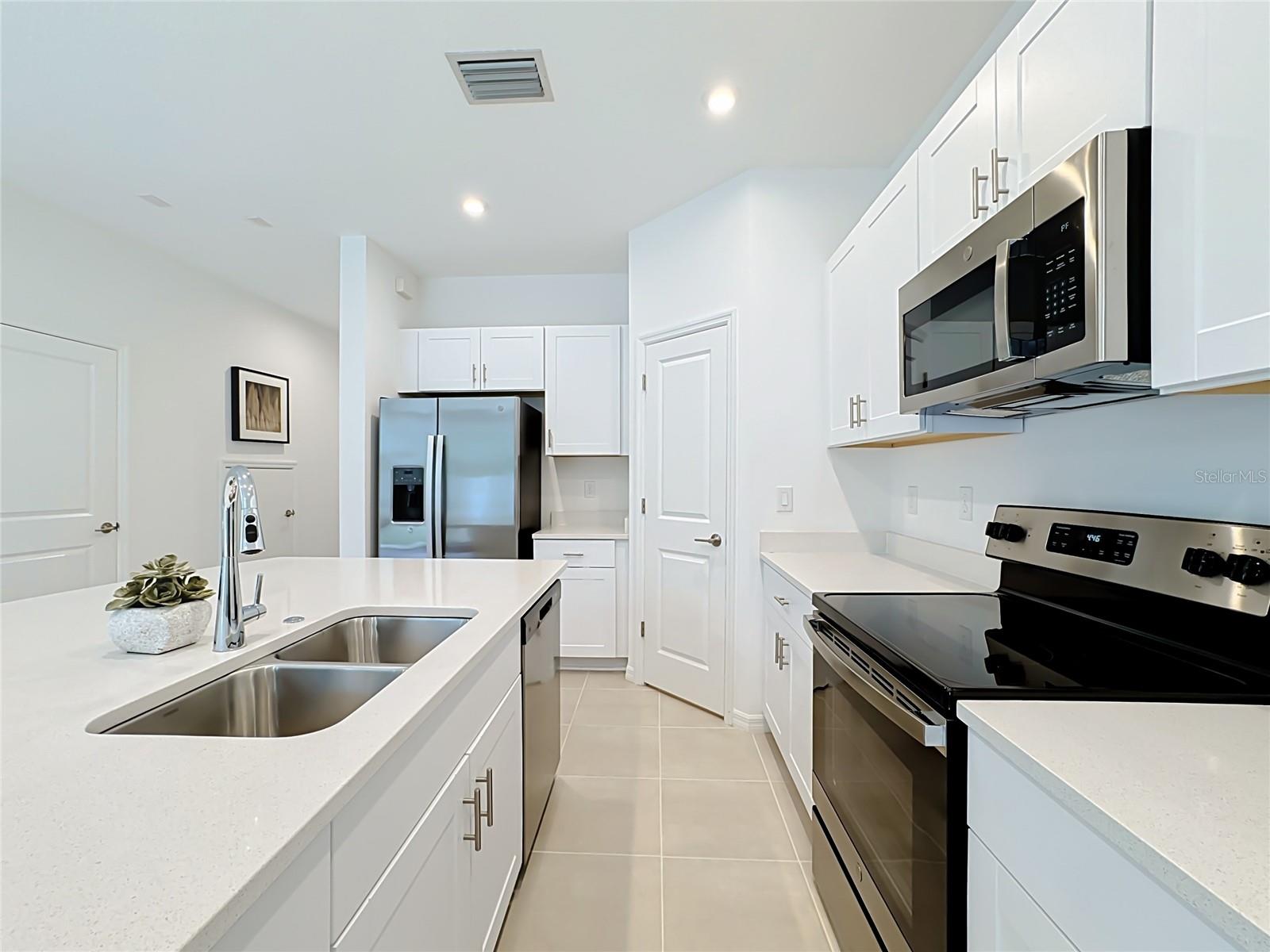 SKYE RANCH NEIGHBORHOOD TWO TOWNHOMES - Residential