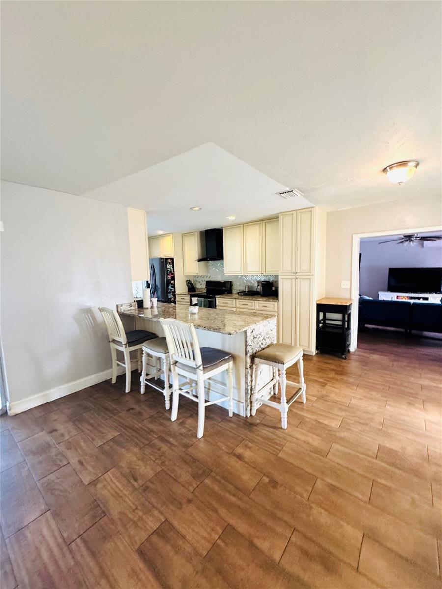 KINGSWOOD MANOR FIFTH ADD - Residential