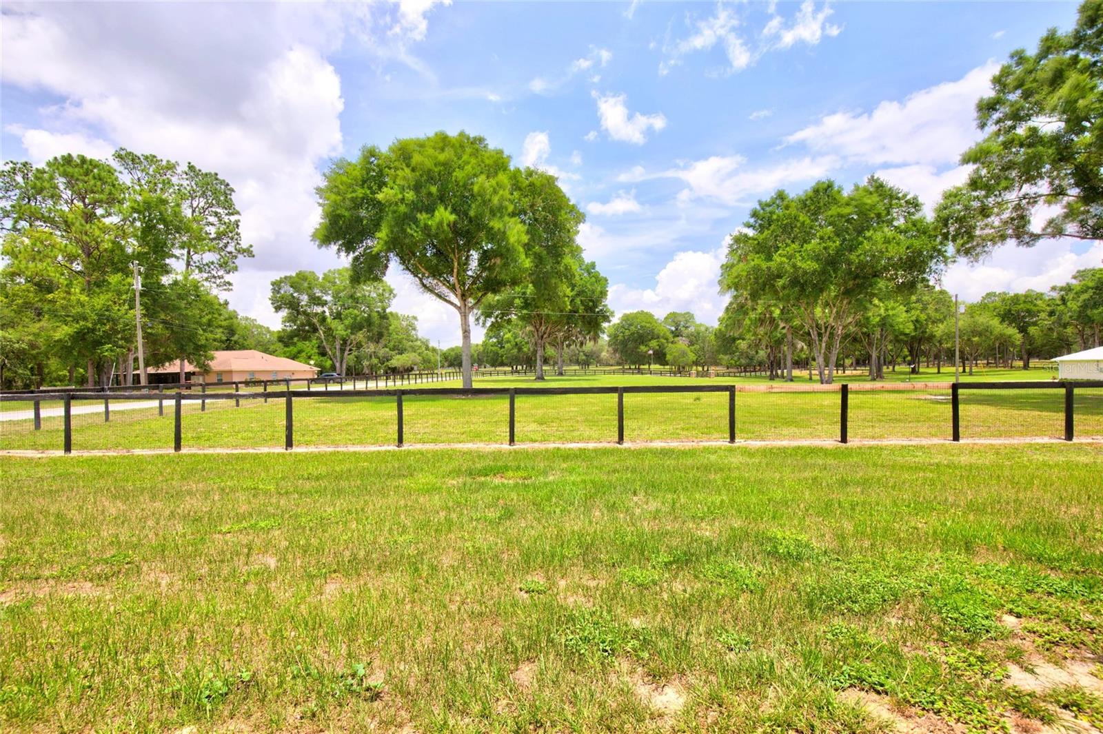 ROLLING RANCH ESTATE - Residential