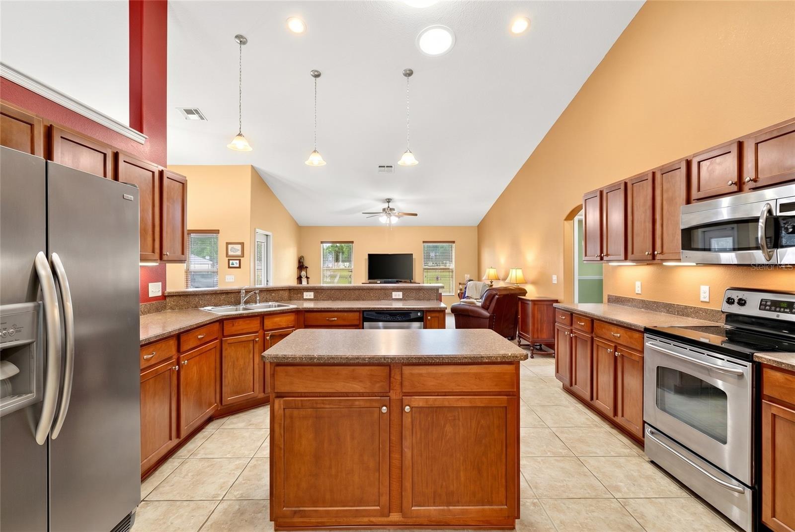 ROLLING RANCH ESTATE - Residential