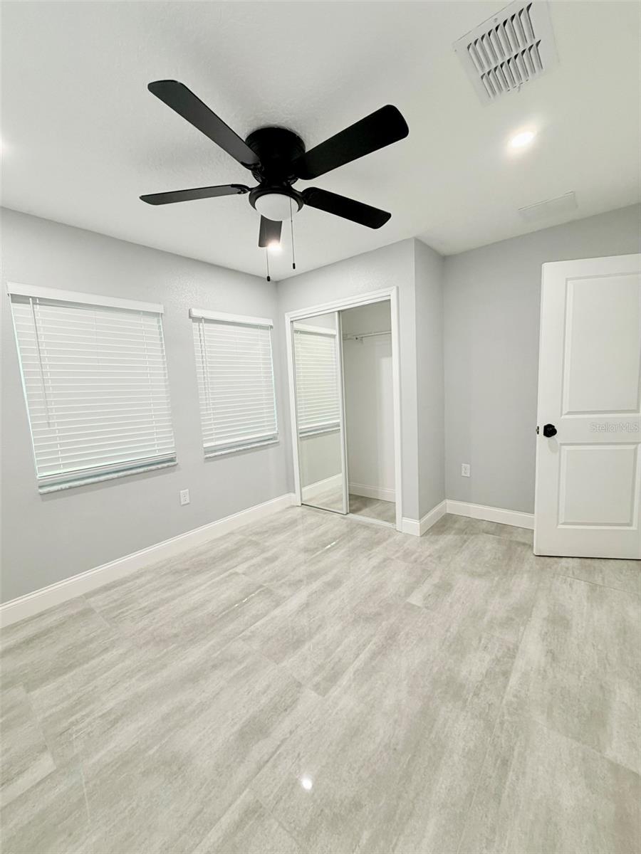 HEATHER OAKS - Residential Lease
