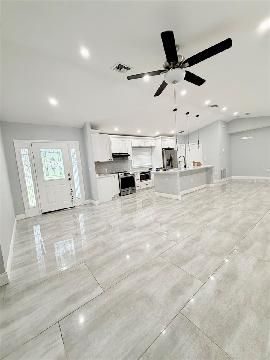HEATHER OAKS - Residential Lease