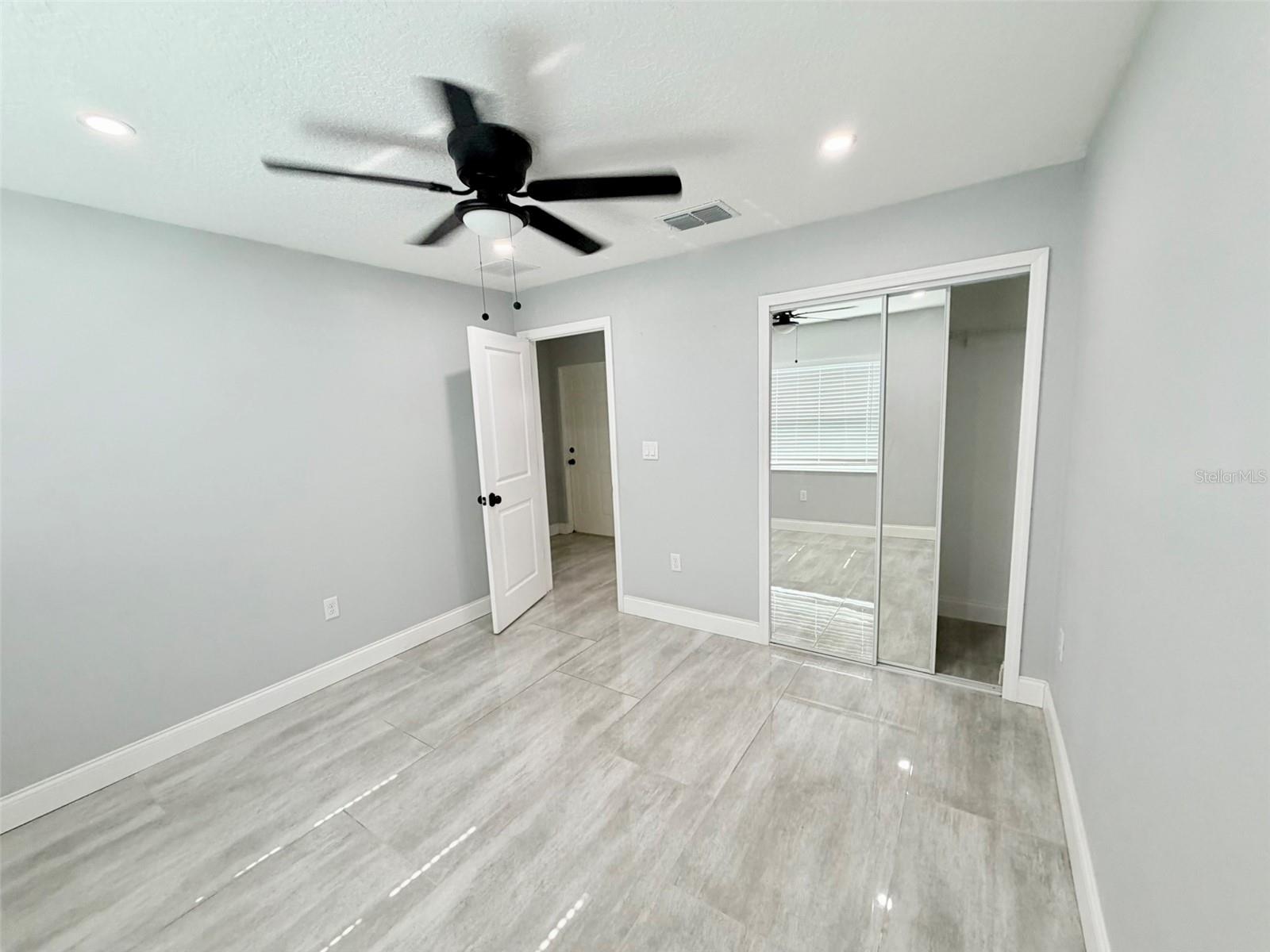 HEATHER OAKS - Residential Lease