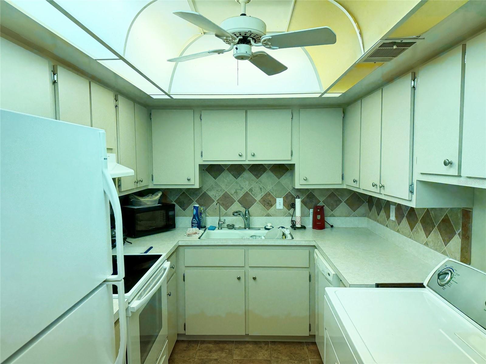 PALM CLUB  CONDO - Residential