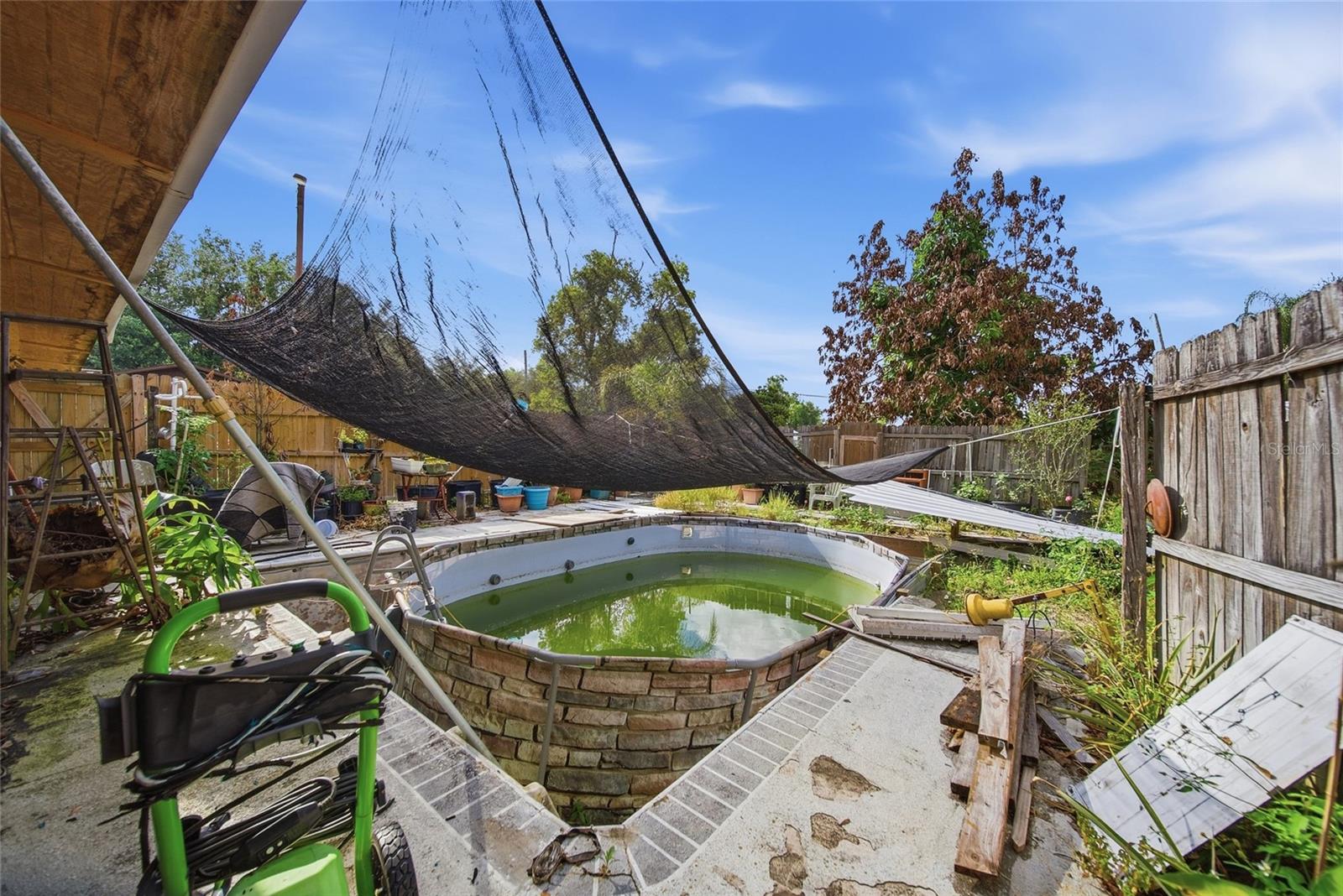 UNPLATTED - Residential